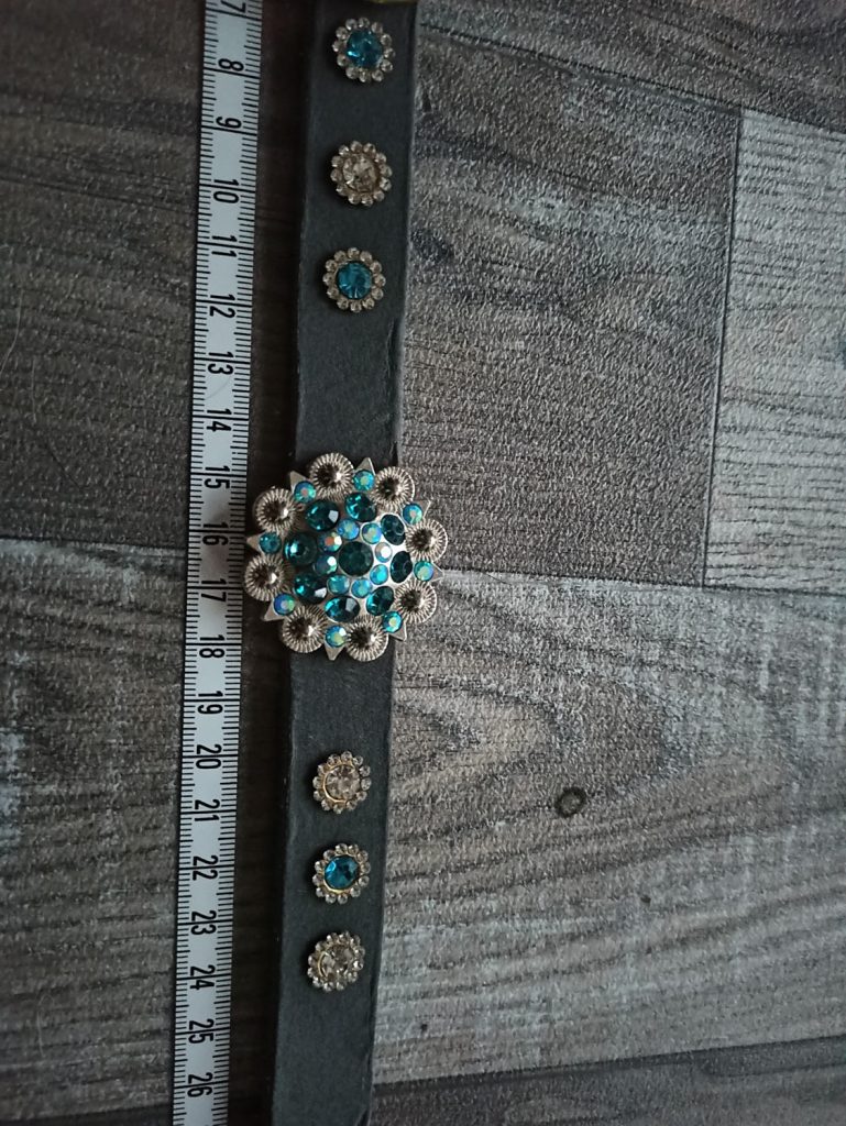 KaiDogsTauGeknüpft by Nina Kaimer