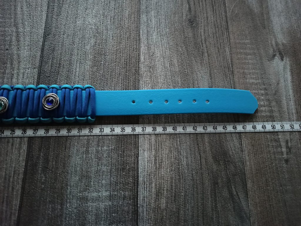 KaiDogsTauGeknüpft by Nina Kaimer