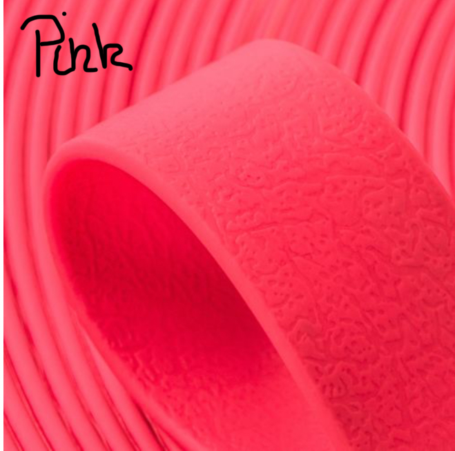 KaiDogsTauGeknüpft by Nina Kaimer