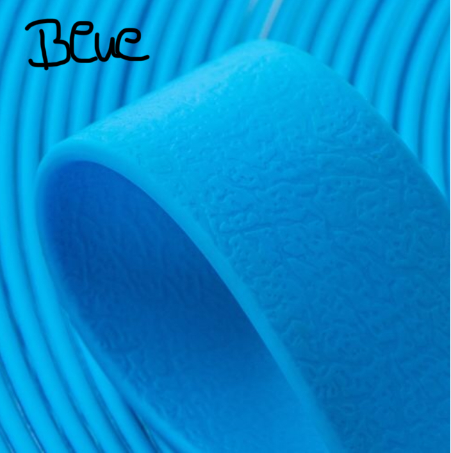 KaiDogsTauGeknüpft by Nina Kaimer